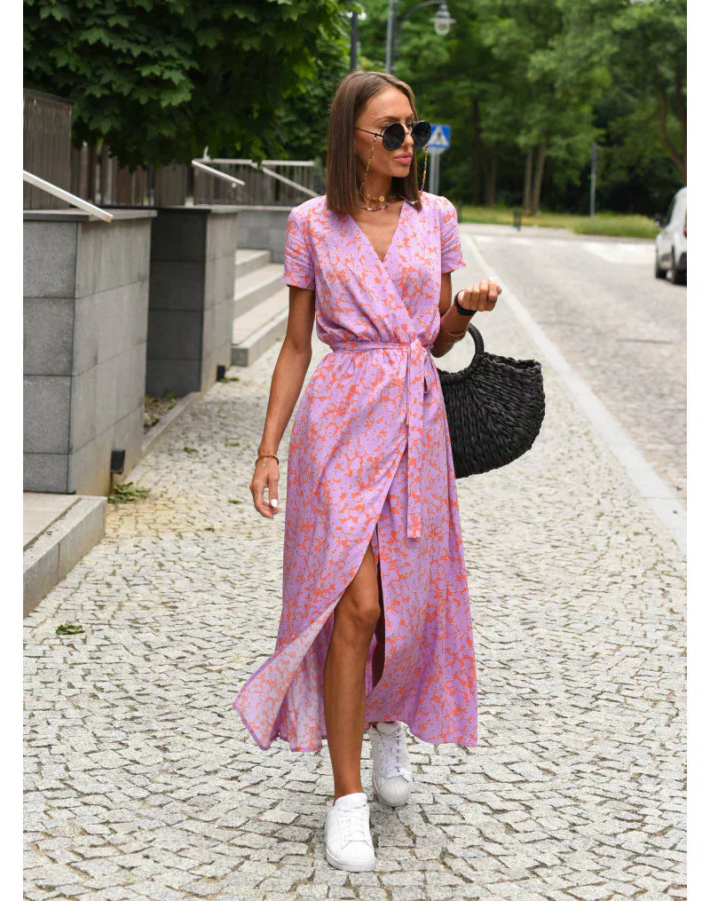 Clara Elegant Dress with V-Neckline and Flattering Cut