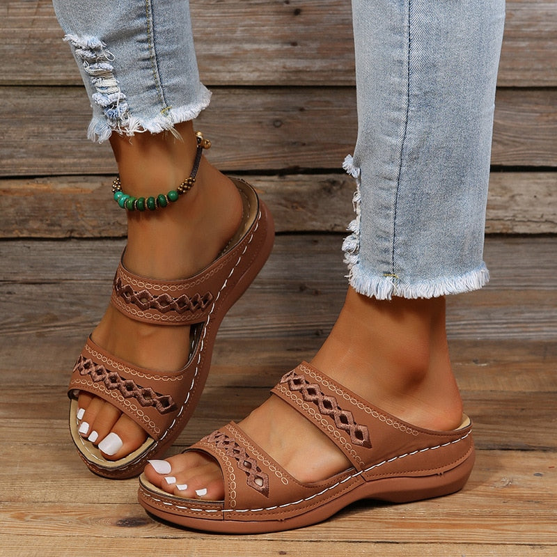 Elvie - Orthopaedic Sandals
