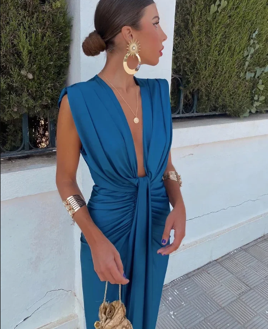 Layla Elegant Evening Gown