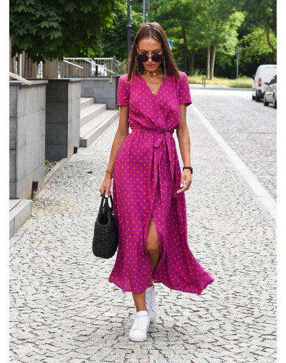 Clara Elegant Dress with V-Neckline and Flattering Cut