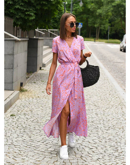 Clara Elegant Dress with V-Neckline and Flattering Cut